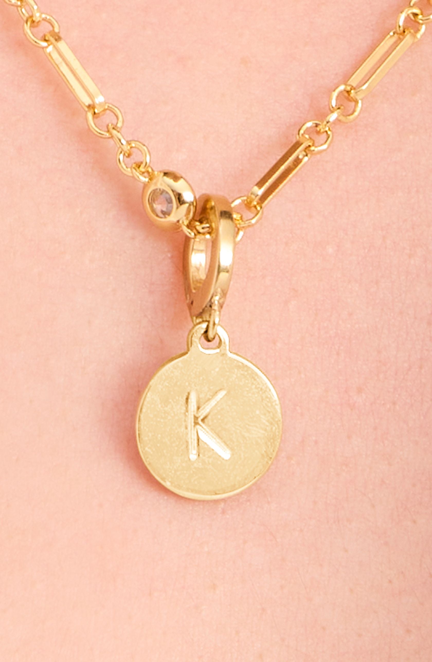 KH673_Mini M Charm_Gold