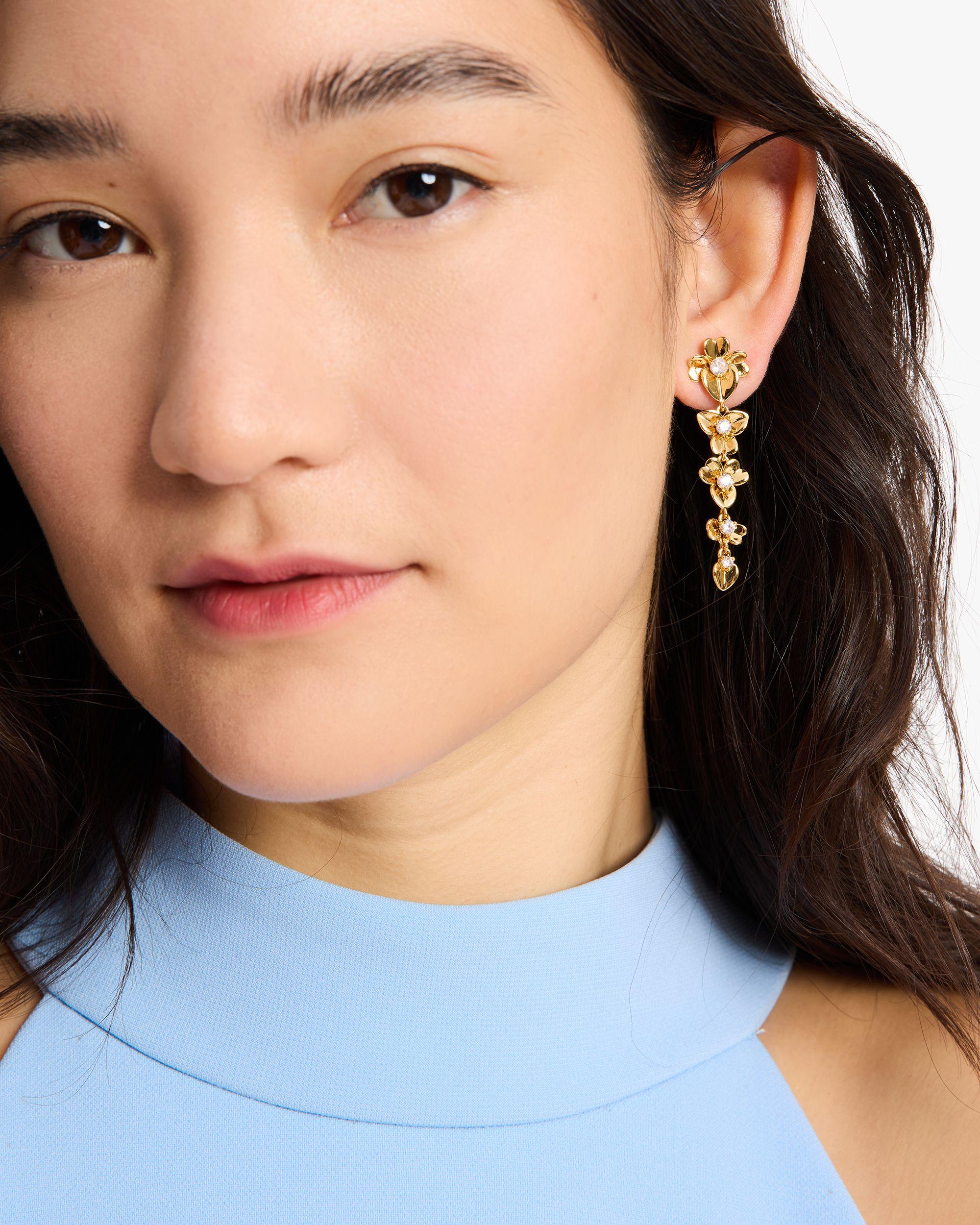 KI035-Precious Pansy Linear Earrings-Gold