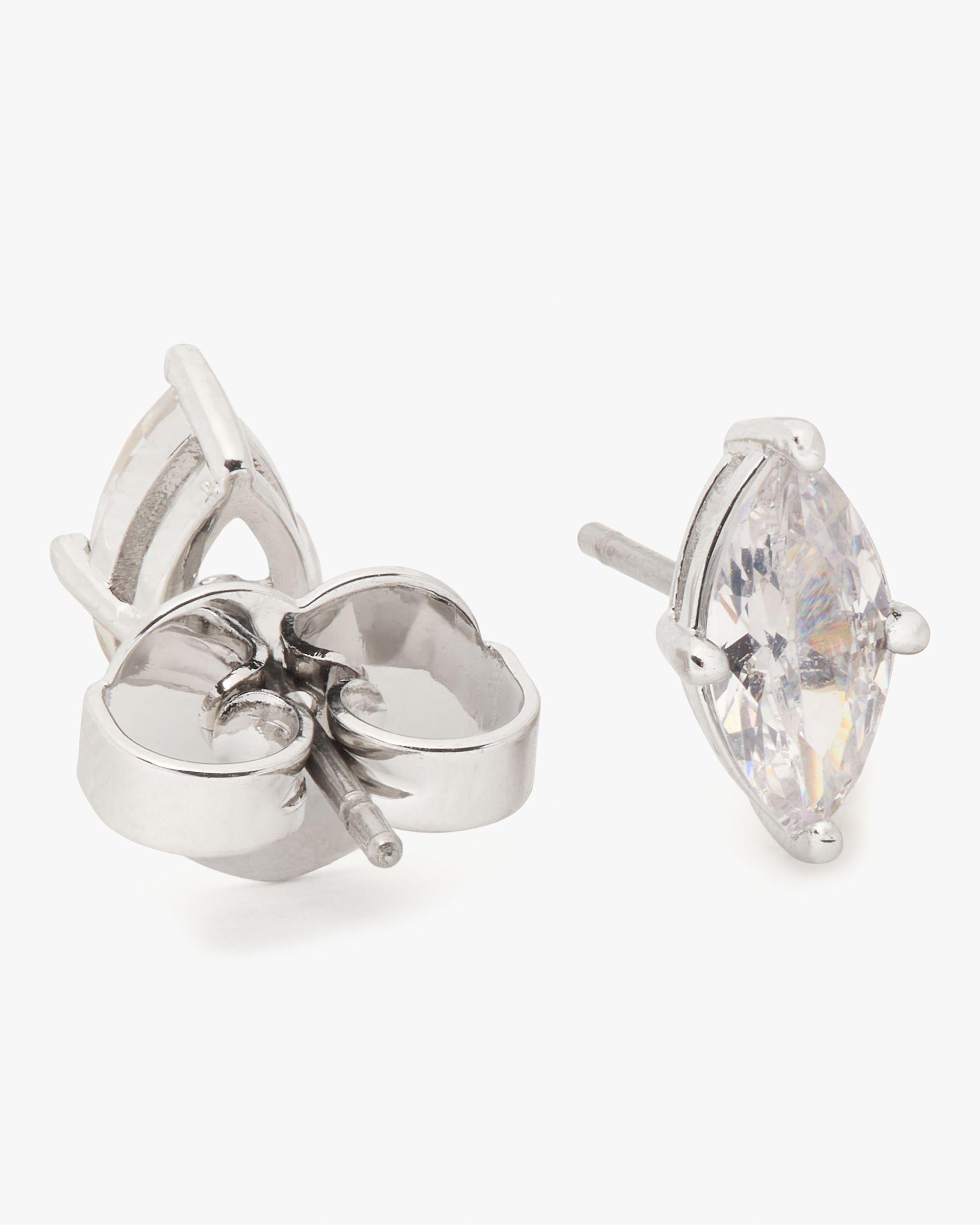 signature solitaire studs